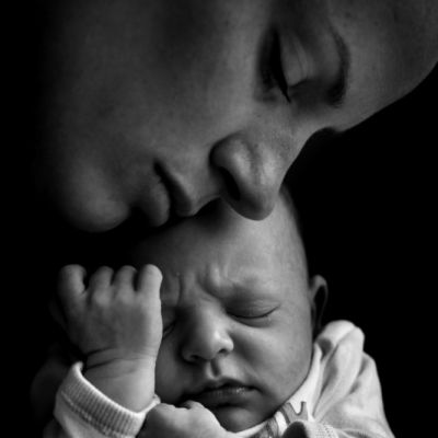 La préoccupation maternelle primaire de Winnicott. SYLVIE THEIS Psychologue à Montauban